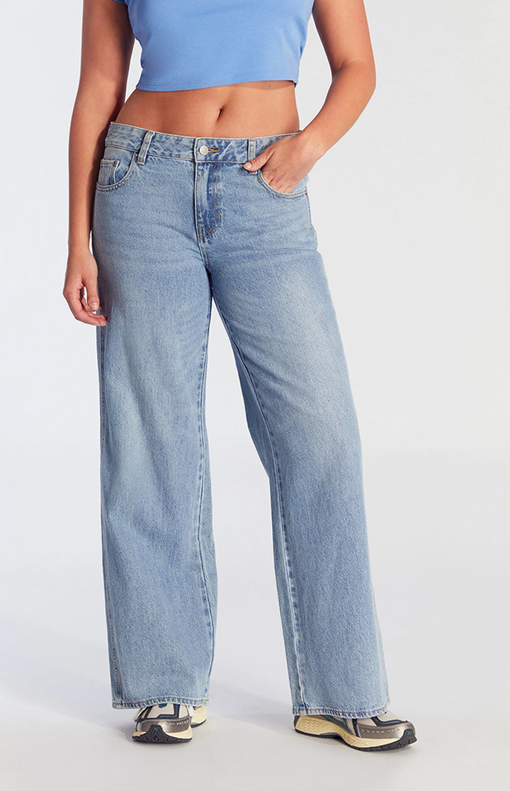 Astrid Low Rise Baggy Jeans