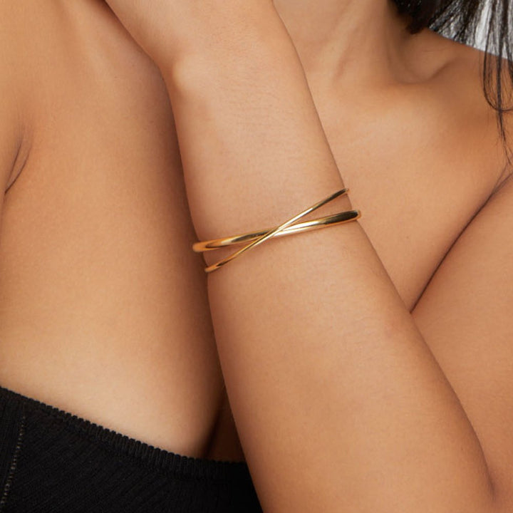 Eva Gold Twist Bracelet